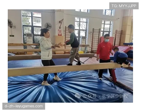 体育高校开设足球直播课程培养复合型人才,足球 体校